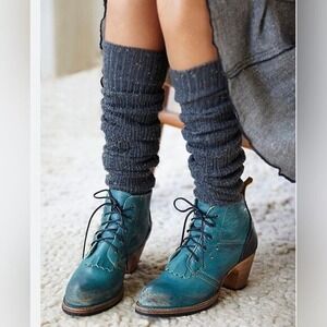 Pskaufman Crosswalk Kiltie Ankle
Boot Vintage Turquoise Distressed Leather- 8